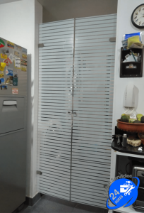 Division para Cocina en Vidrio Templado 2 Puertas Batiente Globalservicios Bogota-min